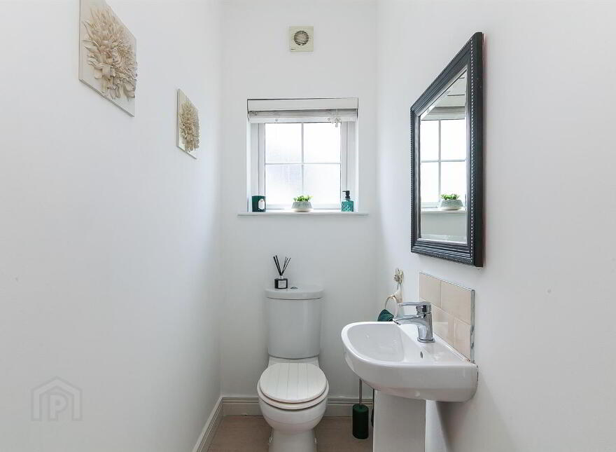 6 Blackrock Boulevard, Newtownabbey, BT36 4NQ