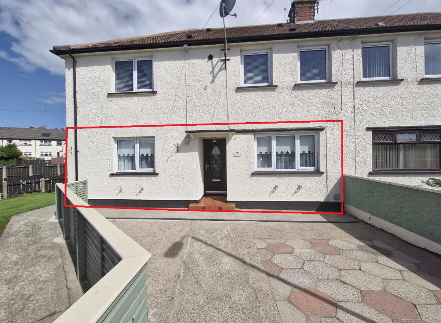 21 Ballinlare Gardens, Newry, BT35 6EX