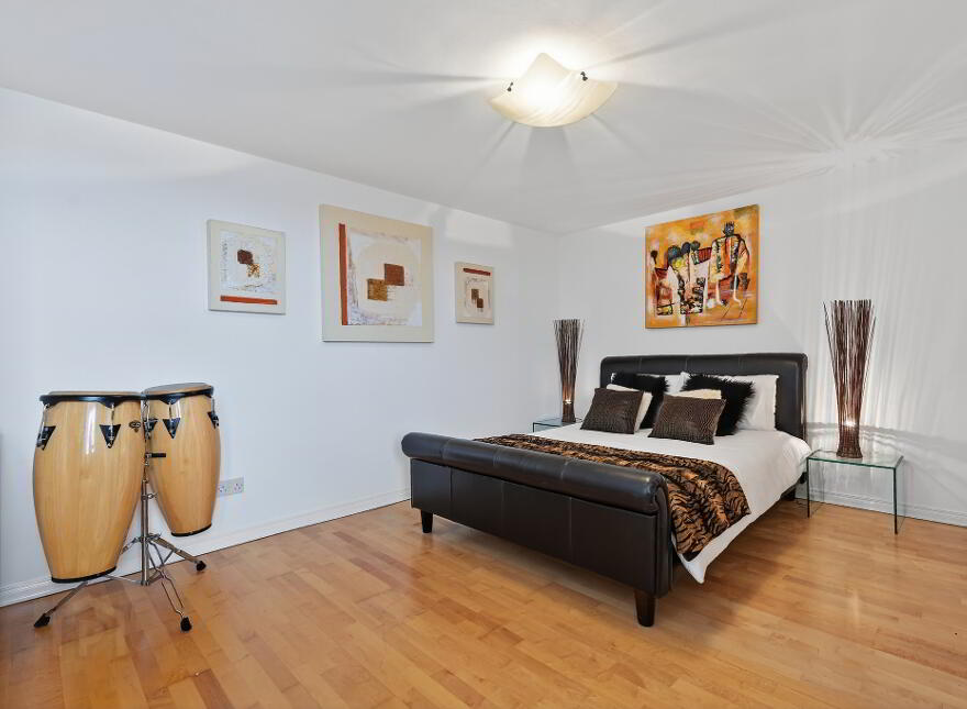 50 St Johns Wharf, Belfast, BT1 3LT
