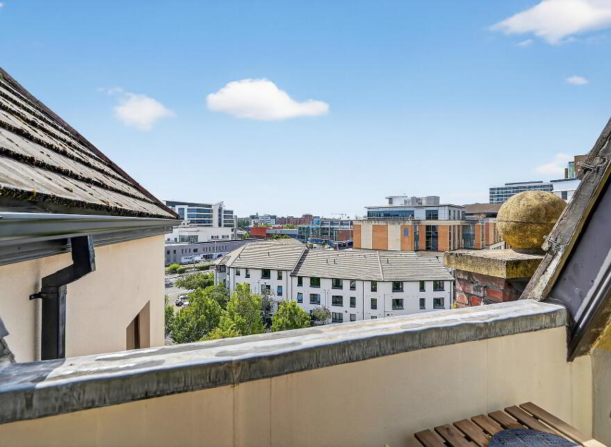 50 St Johns Wharf, Belfast, BT1 3LT