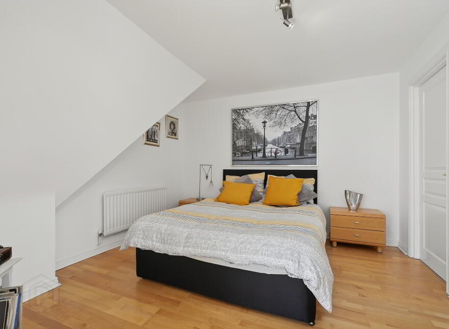 50 St Johns Wharf, Belfast, BT1 3LT
