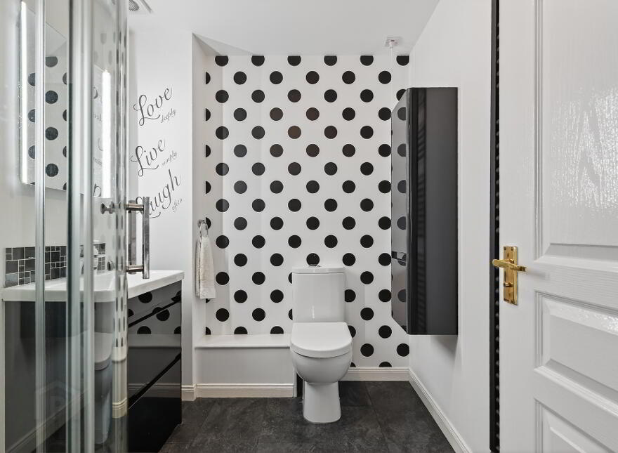 50 St Johns Wharf, Belfast, BT1 3LT