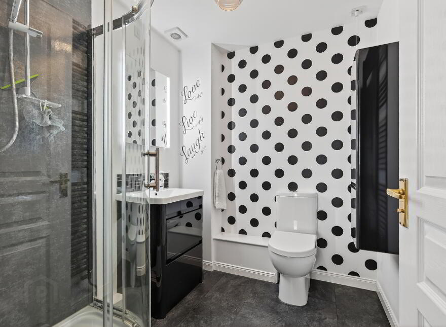 50 St Johns Wharf, Belfast, BT1 3LT