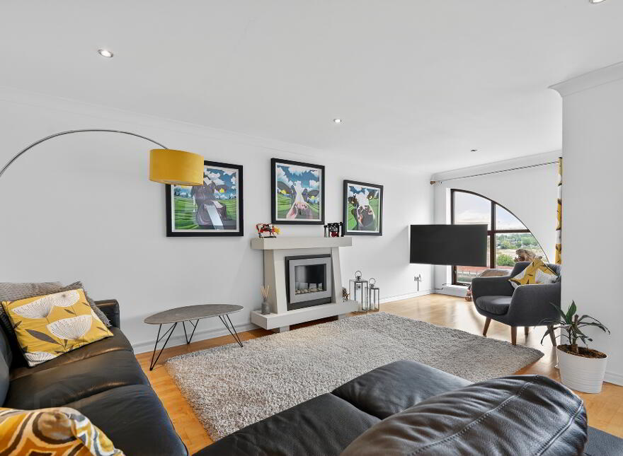 50 St Johns Wharf, Belfast, BT1 3LT
