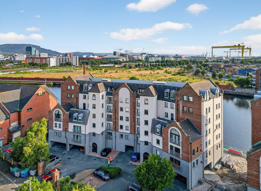 50 St Johns Wharf, Belfast, BT1 3LT