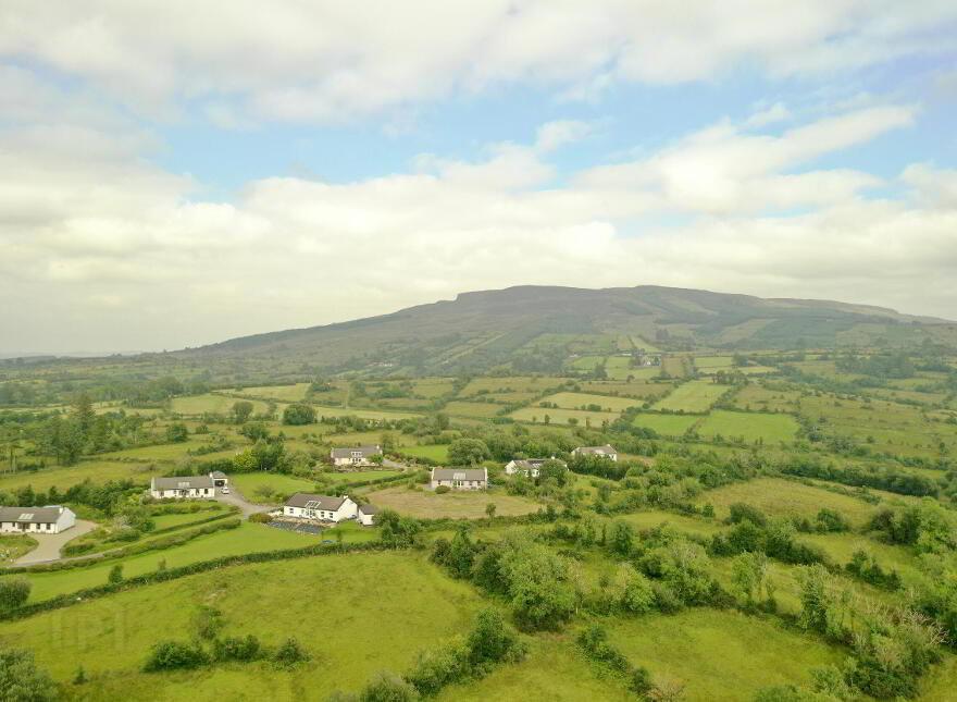 6 Greaghnafarna, Ballinaglera, Carrick-On-Shannon, N41Y1F1