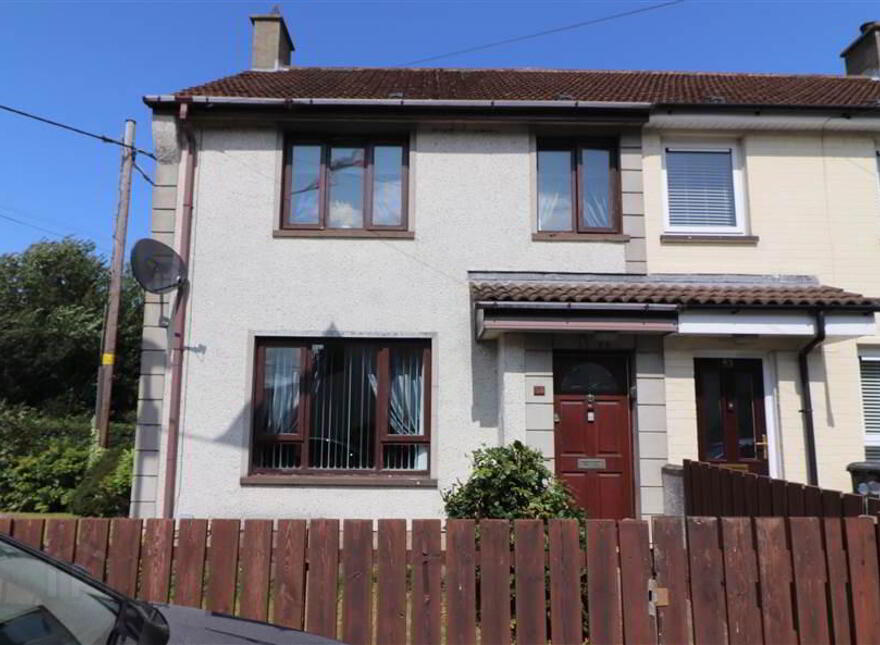 54 Coronation Gardens, Halftown Road, Lisburn, BT27 4RG photo
