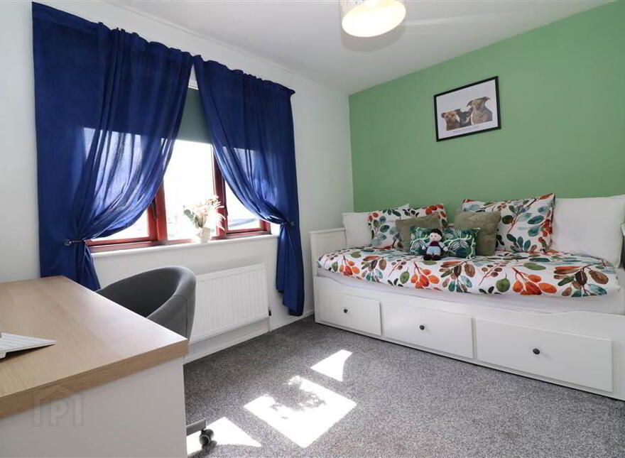 54 Coronation Gardens, Halftown Road, Lisburn, BT27 4RG