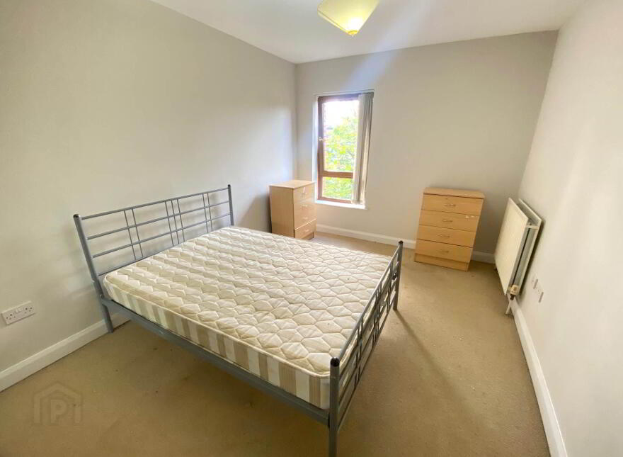 Apt 3 30, Chatsworth Street, Belfast, BT5 4QQ