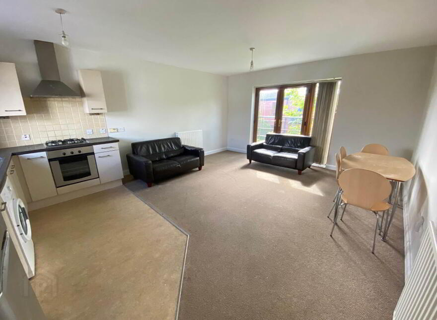 Apt 3 30, Chatsworth Street, Belfast, BT5 4QQ
