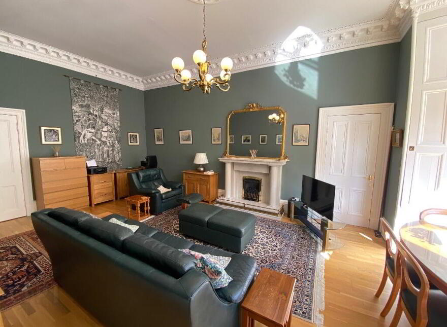 15 Blantyre Terrace, Bruntsfield, Edinburgh, EH10 5AD