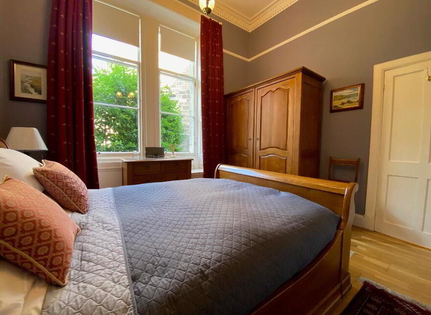 15 Blantyre Terrace, Bruntsfield, Edinburgh, EH10 5AD