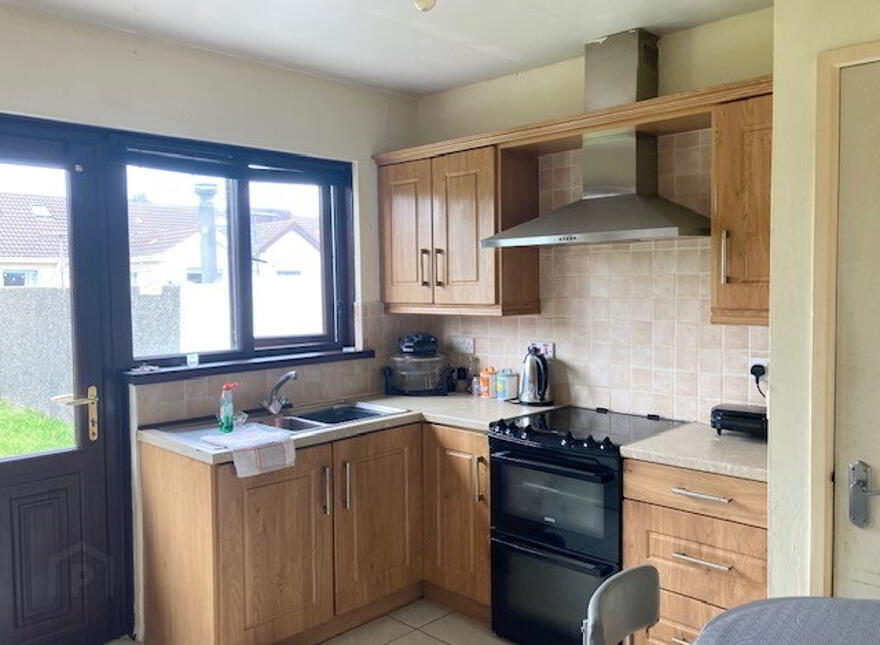 64 Grahamville Estate, Kilkeel, BT34 4DD