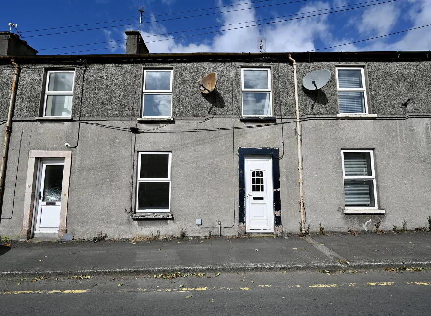 8 James Street, Newtownards, BT23 4DY photo