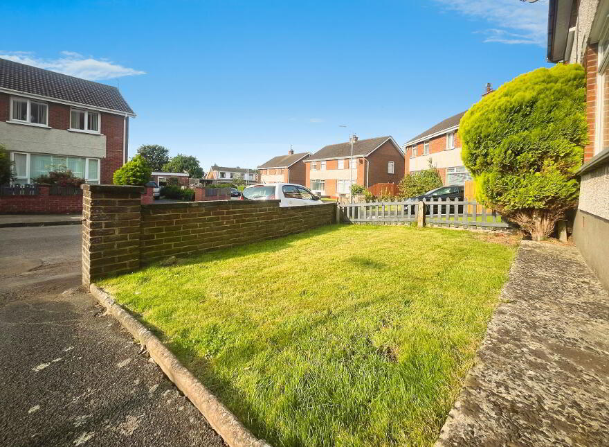 46 Cairnmore Park, Lisburn, BT28 2DN