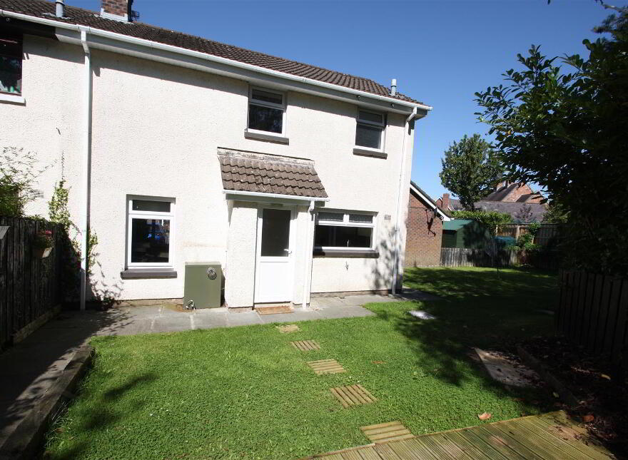 15 Crombeg Court, Hillsborough, BT26 6PZ