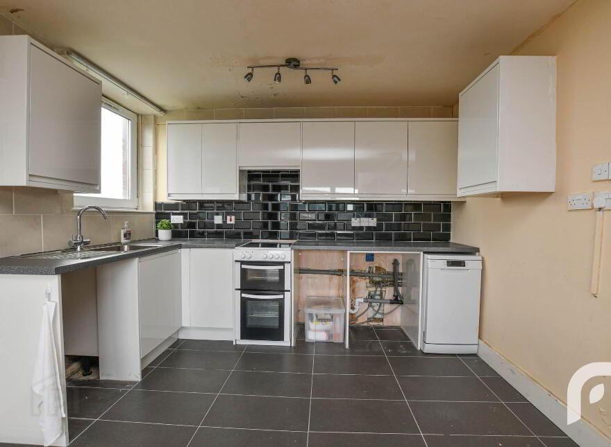 9a Woodland House, Woodland Drive, Newtownabbey, BT37 9SG