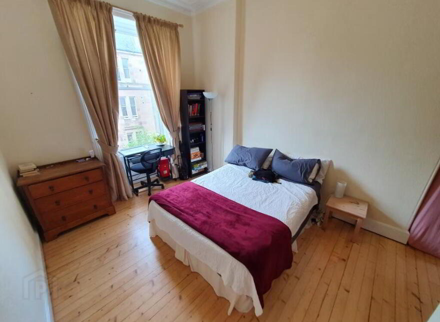 56 Montpelier Park, Bruntsfield, Edinburgh, EH10 4NH