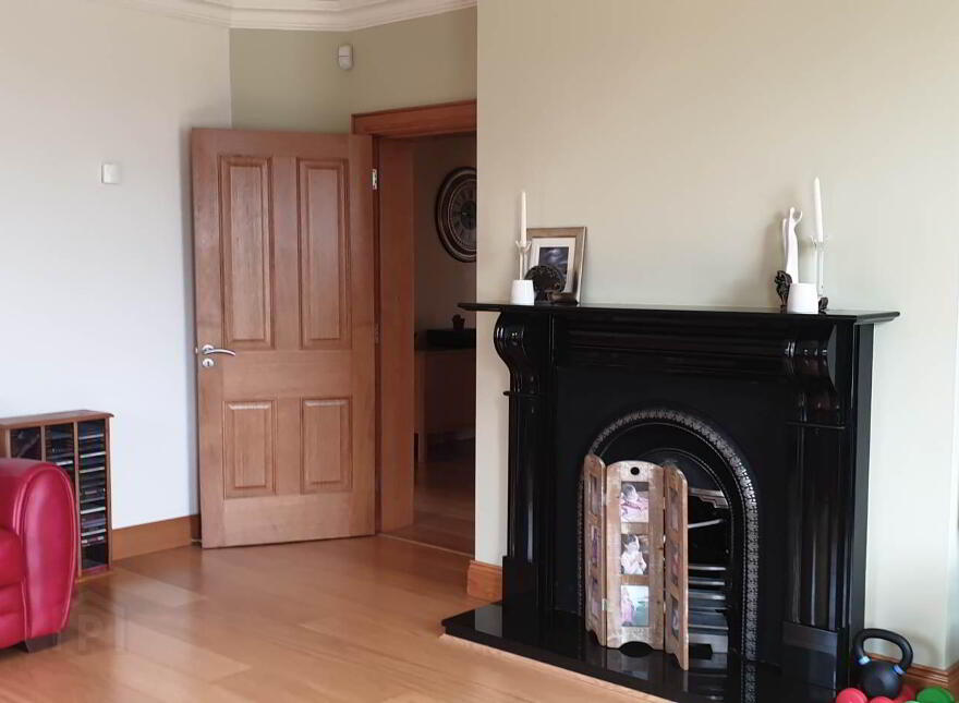 Carrickafoden, Carndonagh, F93E142