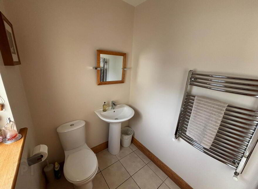 Carrickafoden, Carndonagh, F93E142