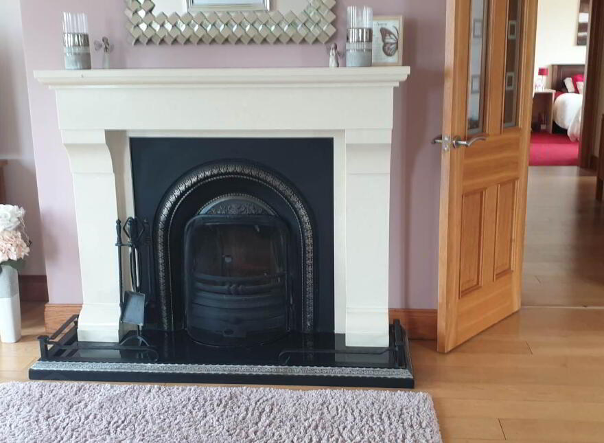 Carrickafoden, Carndonagh, F93E142