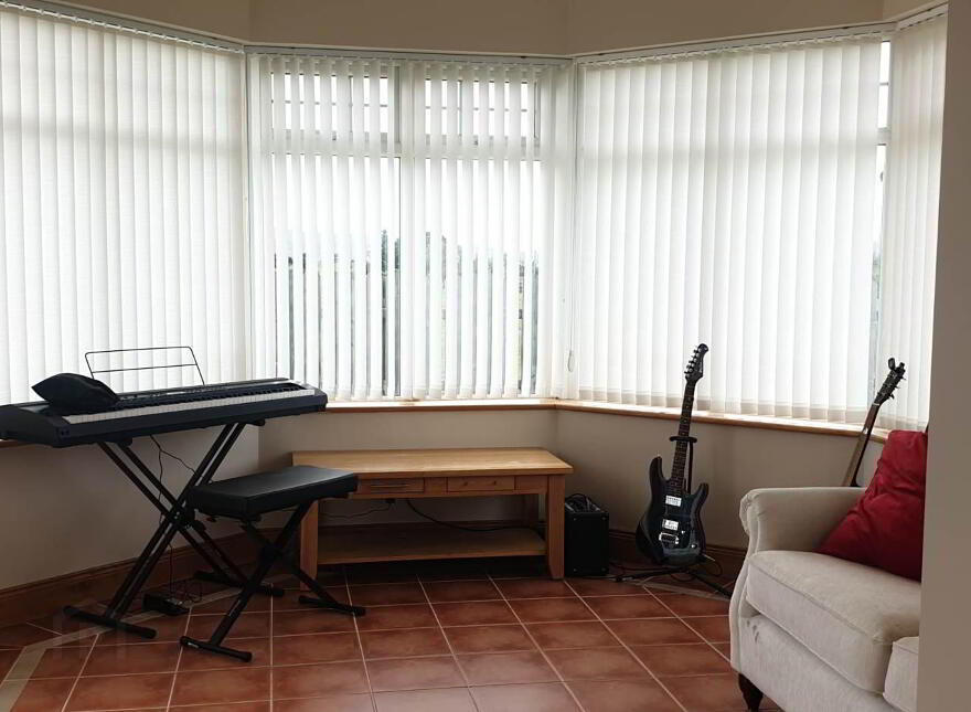 Carrickafoden, Carndonagh, F93E142