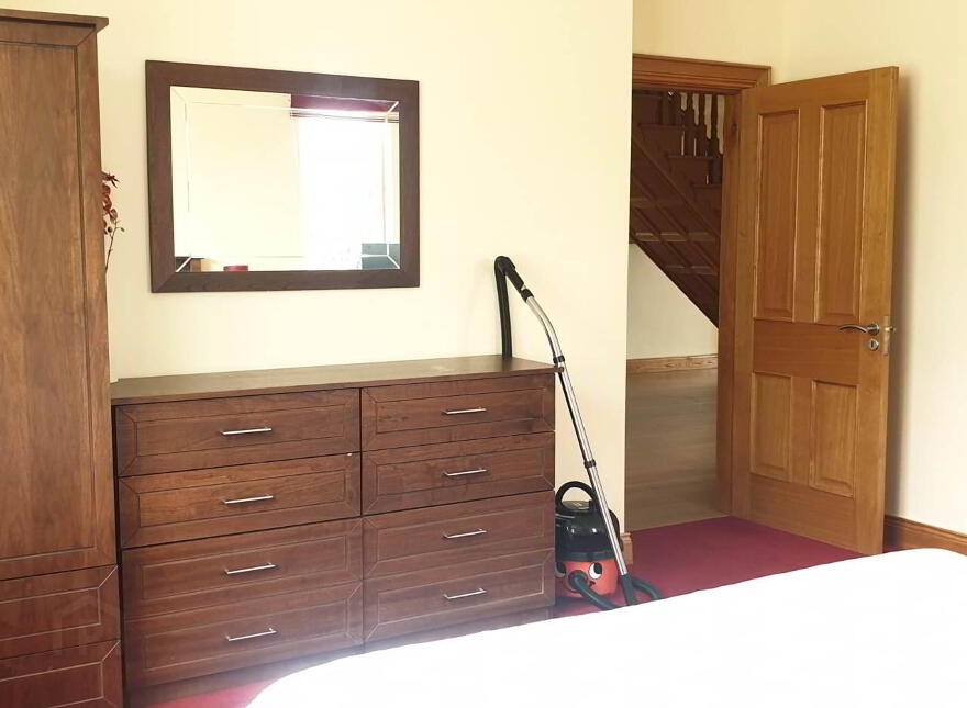 Carrickafoden, Carndonagh, F93E142