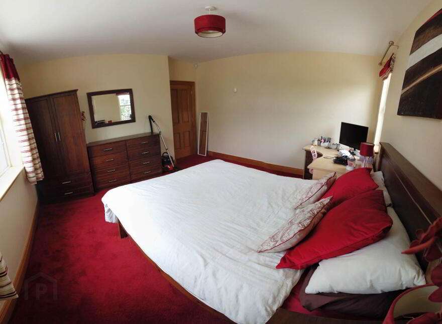 Carrickafoden, Carndonagh, F93E142