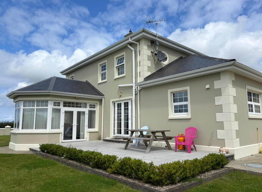 Carrickafoden, Carndonagh, F93E142