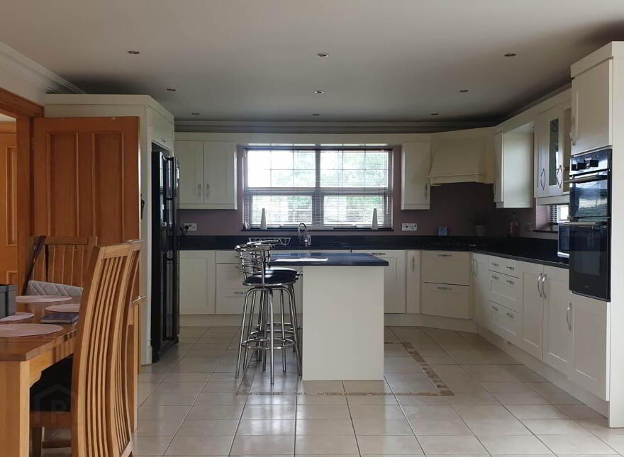 Carrickafoden, Carndonagh, F93E142