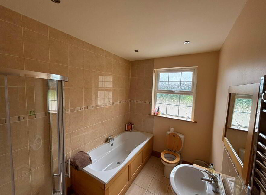 Carrickafoden, Carndonagh, F93E142