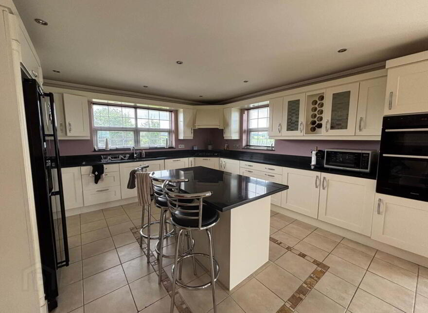 Carrickafoden, Carndonagh, F93E142