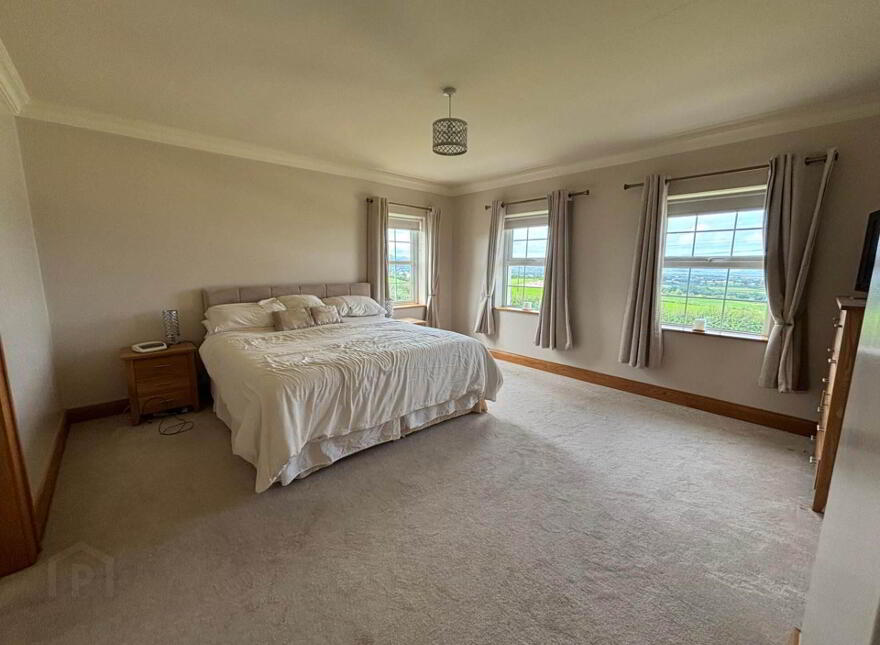Carrickafoden, Carndonagh, F93E142