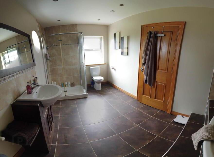 Carrickafoden, Carndonagh, F93E142