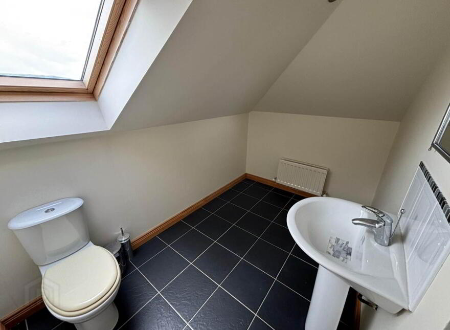 Carrickafoden, Carndonagh, F93E142