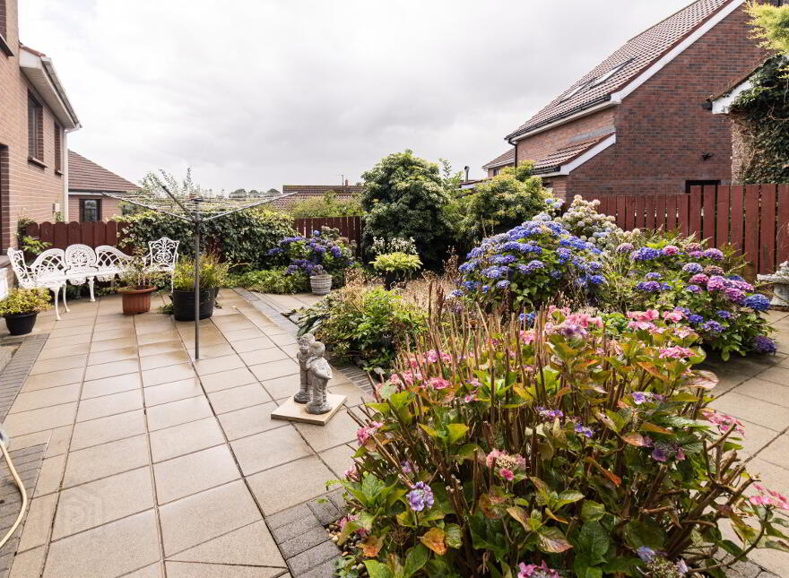 96 Breezemount, Hamiltonsbawn, BT61 9SB