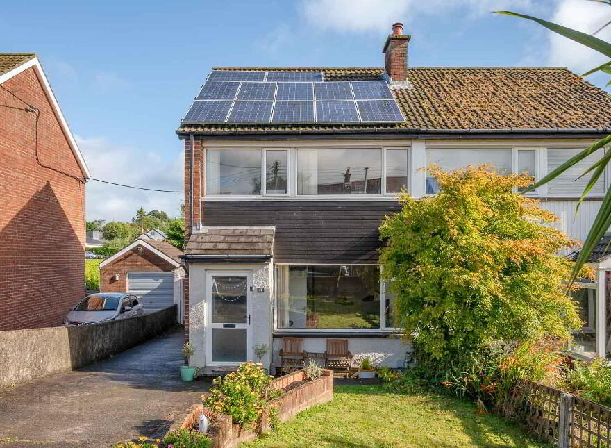17 Innisfayle Drive, Bangor, BT19 1DN