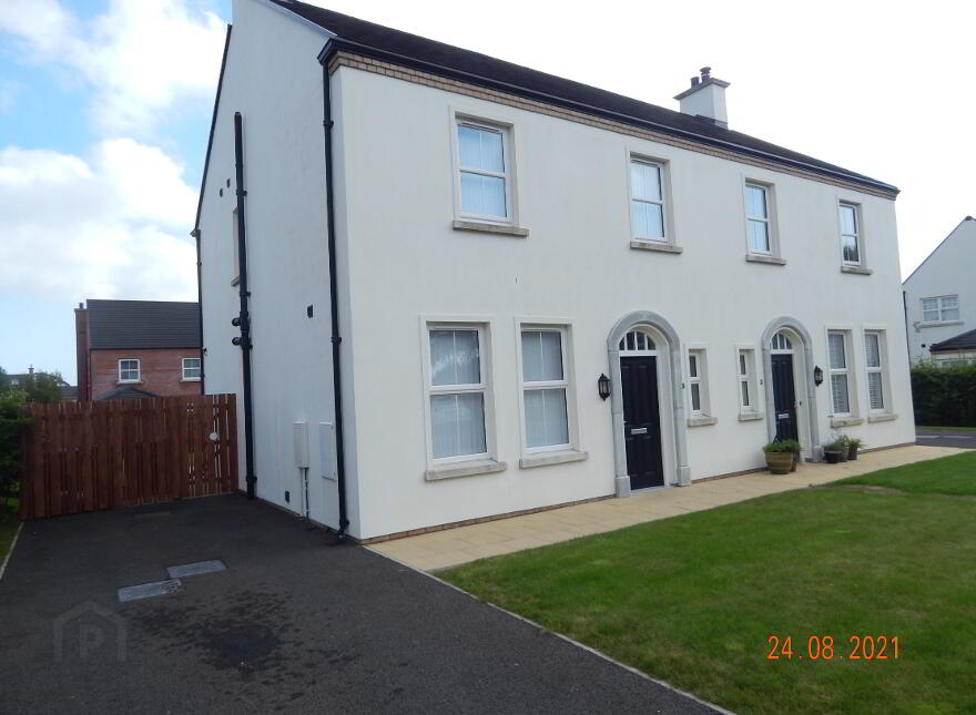 5 Readers Avenue, Ballyclare, BT39 9BJ