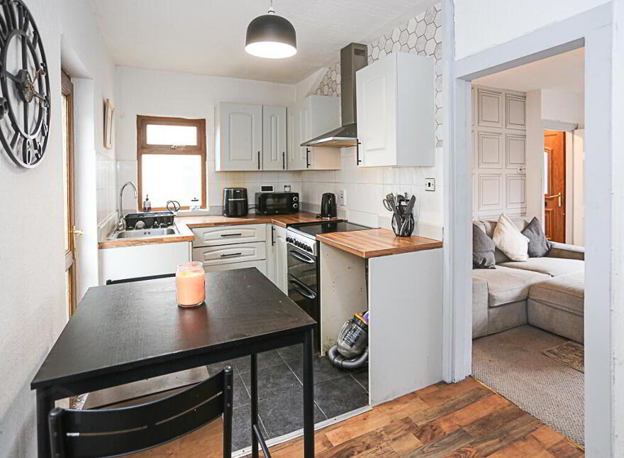 90 Elmwood Drive, Bangor, BT20 3LL
