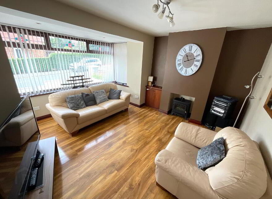 249 Joanmount Gardens, Belfast, BT14 6PA