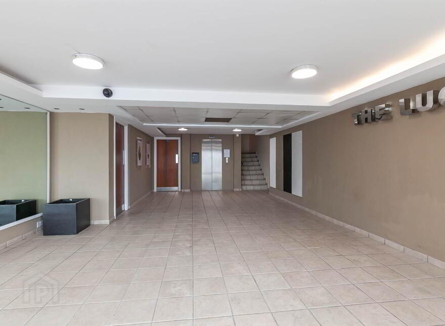 402 The Lucas Building, 1-3 Ormeau Avenue, Belfast, BT2 8HB