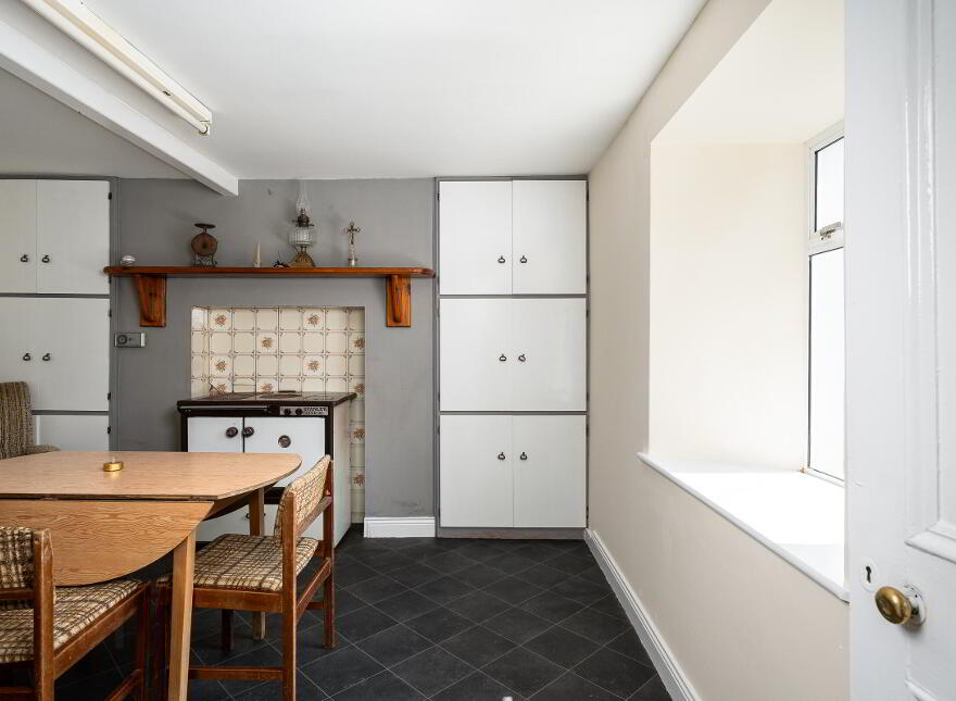 Faltia, Oldtown, Athlone, N37HV05
