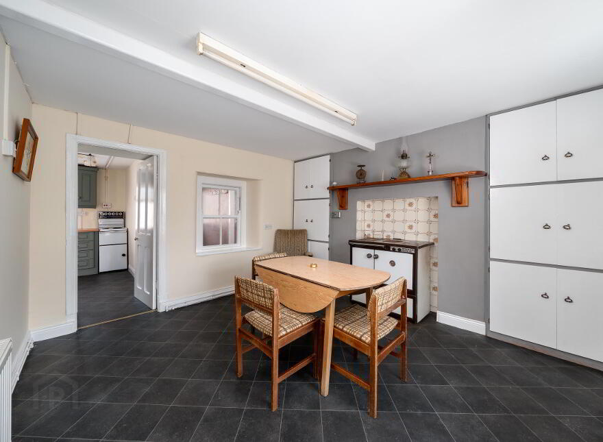 Faltia, Oldtown, Athlone, N37HV05