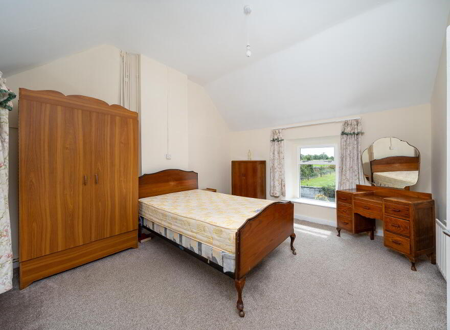 Faltia, Oldtown, Athlone, N37HV05