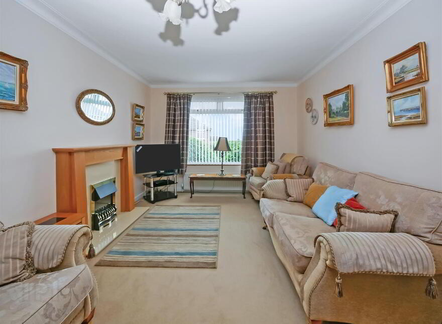 14 Cotswold Avenue, Newton Park, Belfast, BT8 6NA