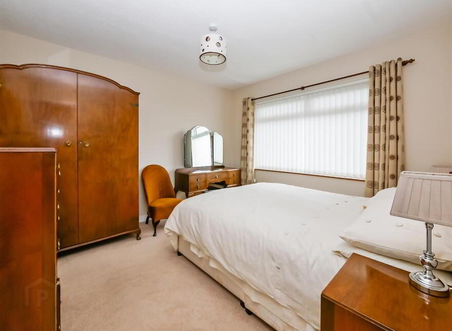14 Cotswold Avenue, Newton Park, Belfast, BT8 6NA