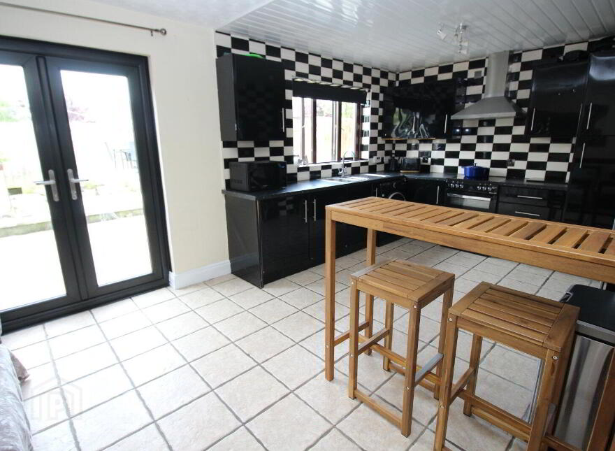 91 Broadlands, Carrickfergus, BT38 7BA