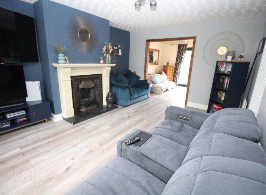 91 Broadlands, Carrickfergus, BT38 7BA