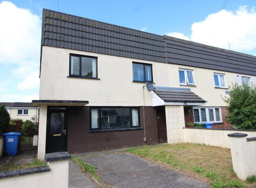 6 Knockagh Road, Lisburn, BT28 1UR
