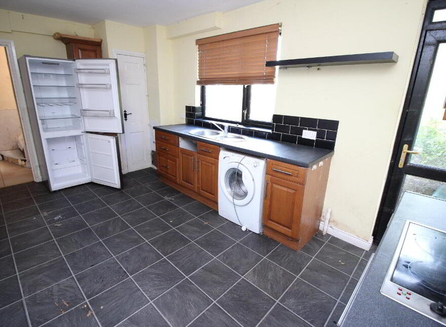 6 Knockagh Road, Lisburn, BT28 1UR